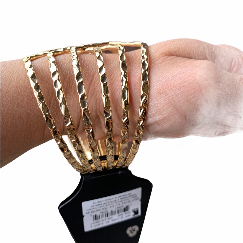 Gold colored bracelet - Picture 4 of 7